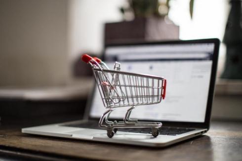 Покупка товаров через интернет: как будут защищаться права потребителей в РК