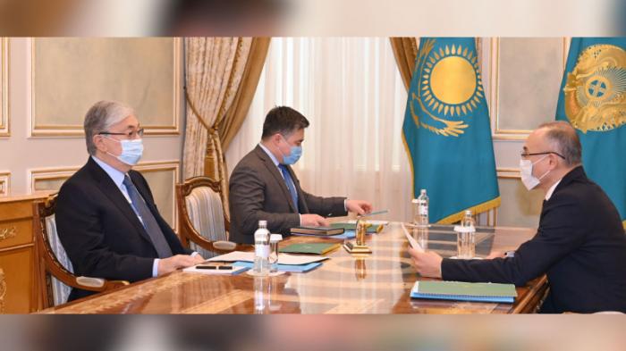 Президент Токаев дал поручения главе Нацбанка
                25 марта 2022, 17:26