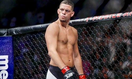 «Мне есть чем заняться». Звездный боец UFC попросил себя уволить