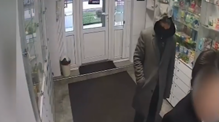 Ограбление восьмилетней девочки в аптеке Алматы попало на видео
                28 марта 2022, 22:35