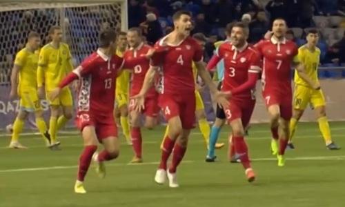 Сборная Казахстана пропустила на 13-й минуте эффектный гол в матче с Молдовой. Видео