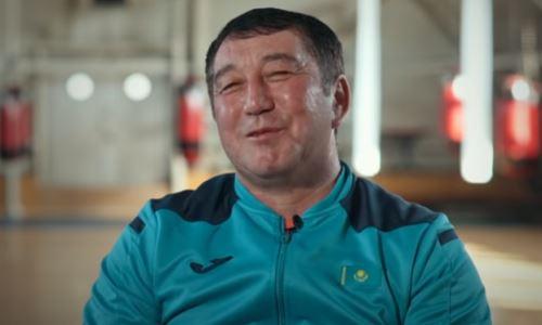 Наставник сборной Казахстана по боксу ответил шуткой на вопрос про девять детей