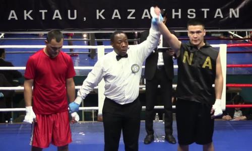 Непобежденный казахстанский боксер нокаутировал дебютанта в первом же раунде. Видео