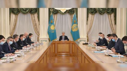 Президент Токаев провел совещание по финансово-экономическим вопросам