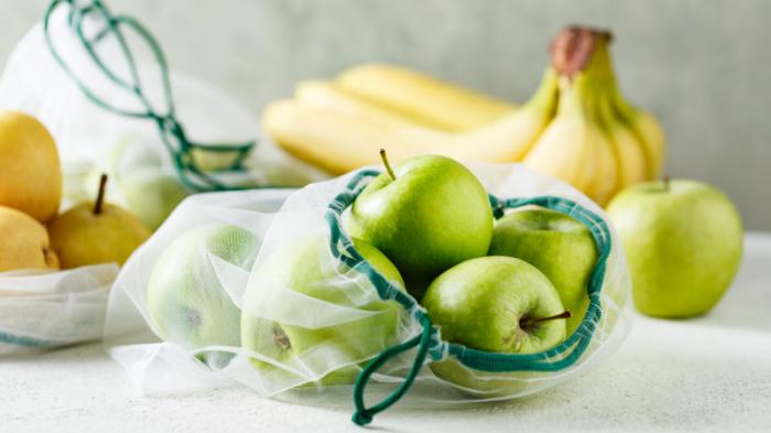 Диетолог сравнила полезные свойства бананов и яблок
                04 апреля 2022, 10:25