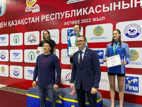 Шесть медалей и путевку на чемпионат мира завоевала 17-летняя спортсменка из Карагандинской области