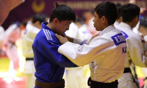 Казахстанские дзюдоисты завоевали восемь медалей на Кубке Азии в Узбекистане
