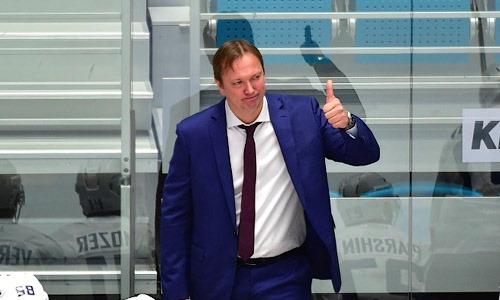 «Будет сложно остановить». Клуб казахстанцев в КХЛ впечатлил наставника «Сарыарки»