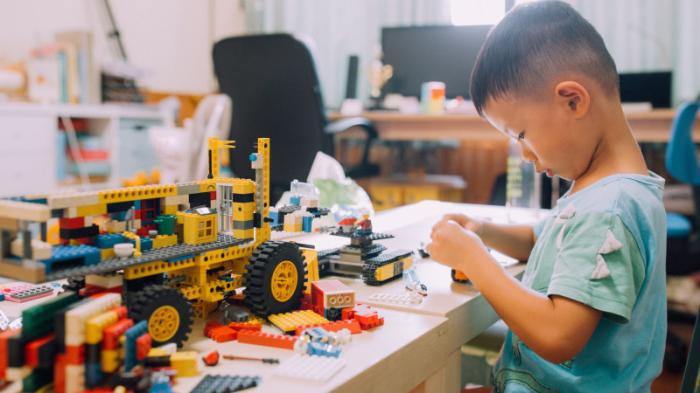 Lego и Epic Games построят метавселенную для детей
                08 апреля 2022, 19:47