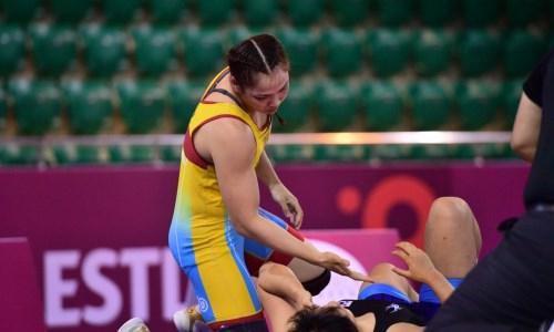 Сборная Казахстана по женской борьбе отправилась на чемпионат Азии