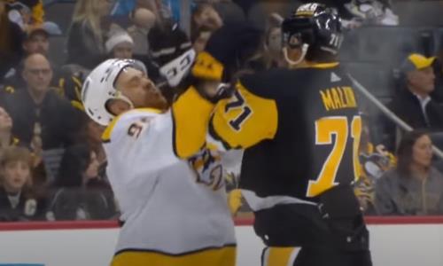 Евгений Малкин после поддержки Головкина избил игрока клюшкой в матче НХЛ. Видео