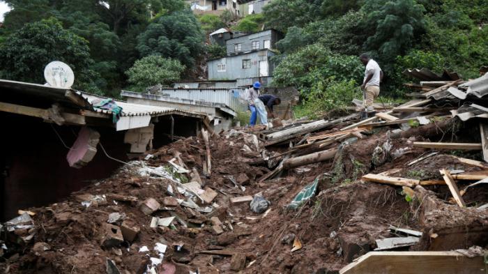 Более 300 человек стали жертвами наводнения в Южной Африке
                14 апреля 2022, 17:40