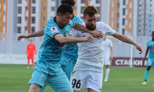 Футболист сборной Казахстана заработал курьезное удаление