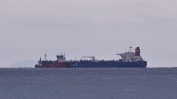 Греция конфисковала российский танкер в рамках санкций ЕС
                20 апреля 2022, 07:54