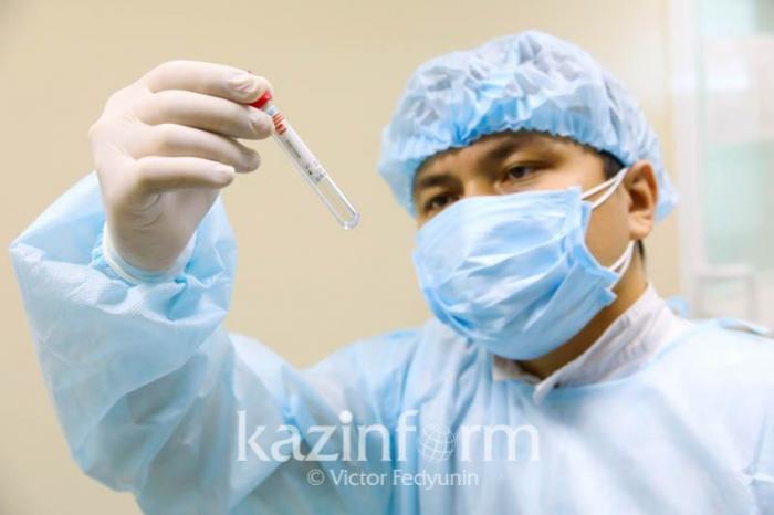 Четырнадцать человек заболели коронавирусом в Казахстане