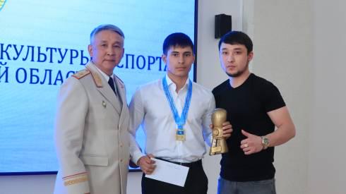 Пять золотых медалей: в Караганде чествовали победителей Чемпионата РК по кикбоксингу