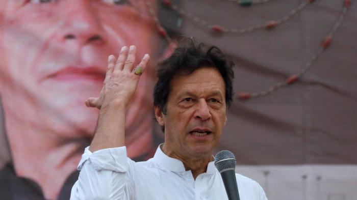 Свергнутый премьер-министр Пакистана потребовал новых выборов
                22 апреля 2022, 19:13