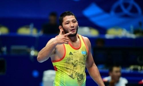 Казахстанец сотворил сенсацию на чемпионате Азии по вольной борьбе