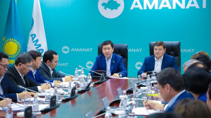 Amanat - опора Президента в строительстве  