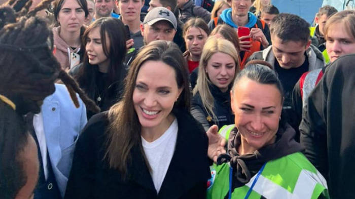 Анджелина Джоли приехала в Украину
                30 апреля 2022, 23:08