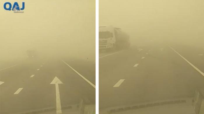 Из-за пыльной бури закрыт участок дороги в Мангистауской области
                02 мая 2022, 14:27