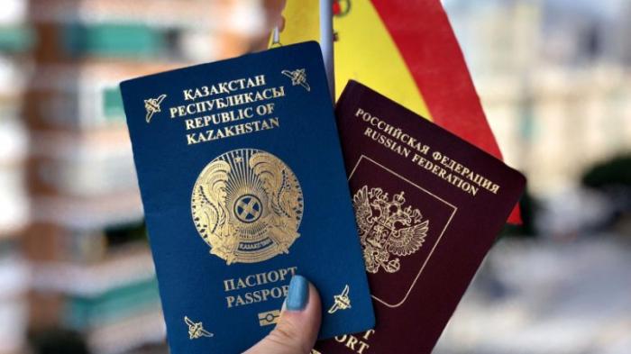 Женщину выдворили из Казахстана за тройное гражданство
                05 мая 2022, 07:07