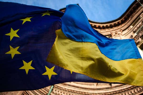 Лавров выразил сомнение в безобидности желания Киева вступить в ЕС