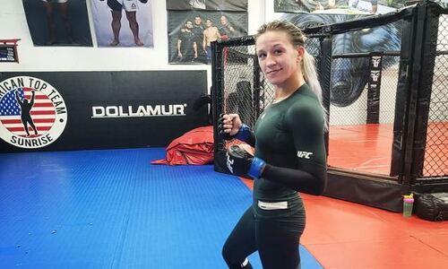 Первая Казахстанка в UFC порадовала подписчиков фотографиями в бикини