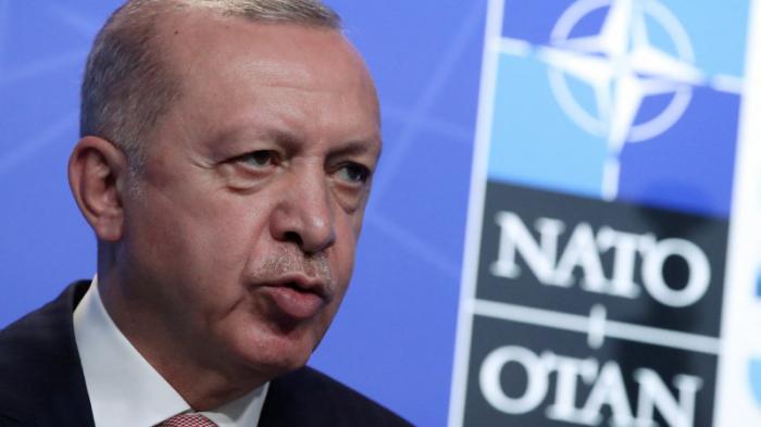 Эрдоган заблокировал расширение НАТО
                17 мая 2022, 00:36