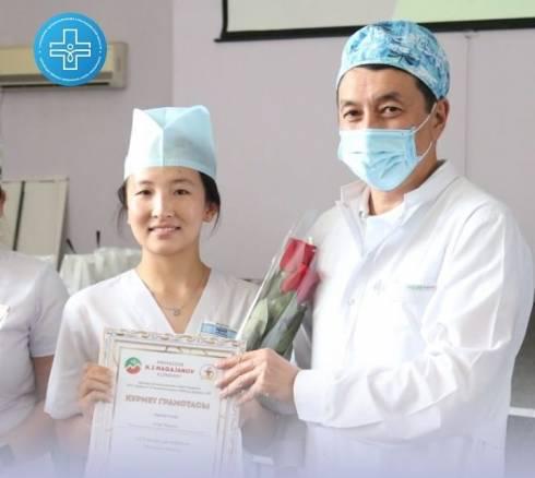 Медсестра реанимации клиники Макажанова заняла 1-ое место на республиканском конкурсе