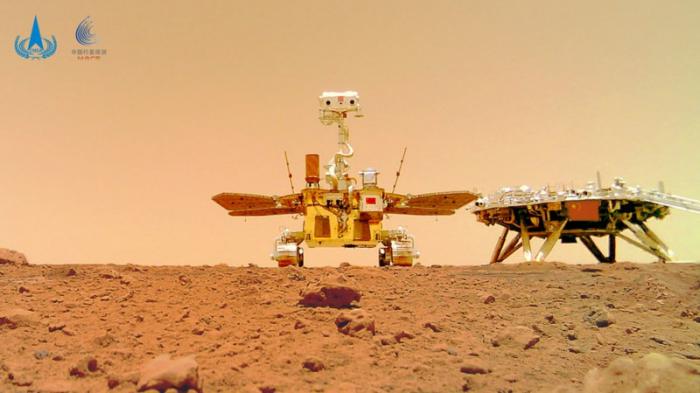 Китайский марсоход нашел новые доказательства наличия воды на Марсе
                23 мая 2022, 13:08