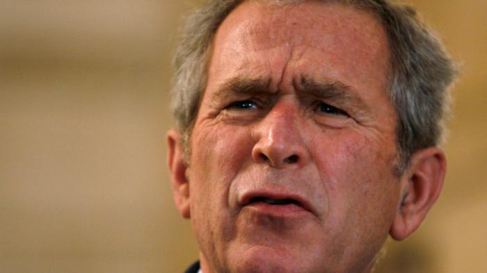 ФБР предотвратило покушение на Джорджа Буша-младшего - СМИ  - СМИ
                25 мая 2022, 07:50