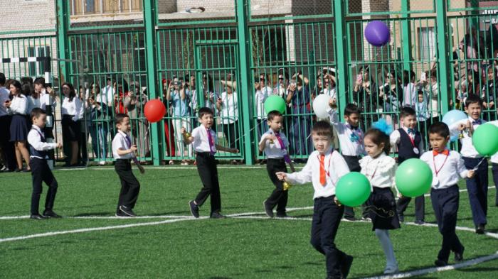 Учебный год закончился для рекордного количества казахстанских школьников
                25 мая 2022, 16:01
