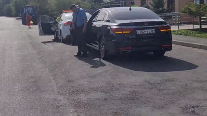 Активистка привлекла внимание полиции к номерам авто акимата Алматинской области
                27 мая 2022, 02:49
