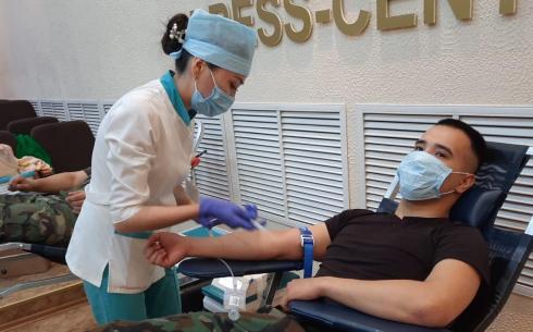 Карагандинские спасатели приняли участие в сдаче донорской крови