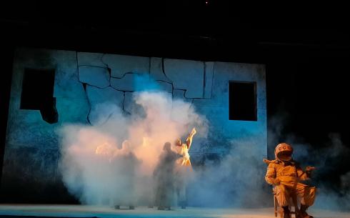 Карагандинский театр Станиславского приглашает на премьеру лирической драмы «Прекрасное далеко»