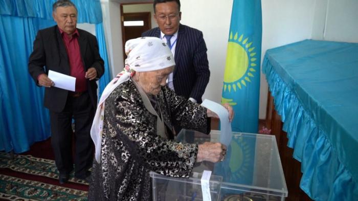 100-летняя жительница Алматинской области проголосовала на референдуме
                05 июня 2022, 10:52