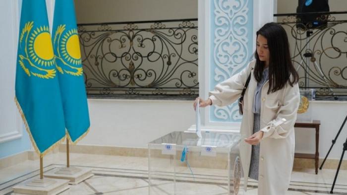 Референдум: как голосуют казахстанцы в России
                05 июня 2022, 12:58