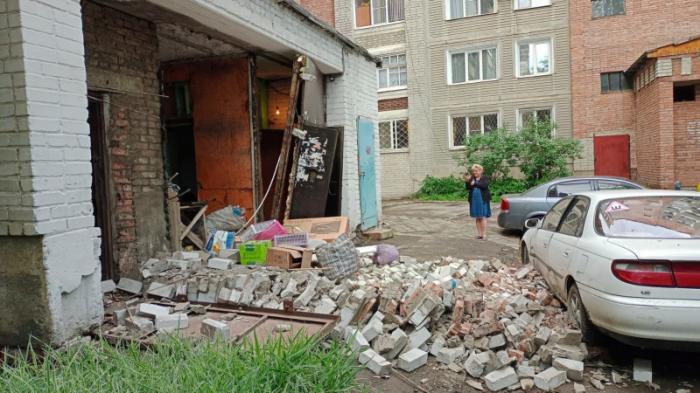 Кирпичная стена обрушилась в девятиэтажке в Усть-Каменогорске
                06 июня 2022, 04:29