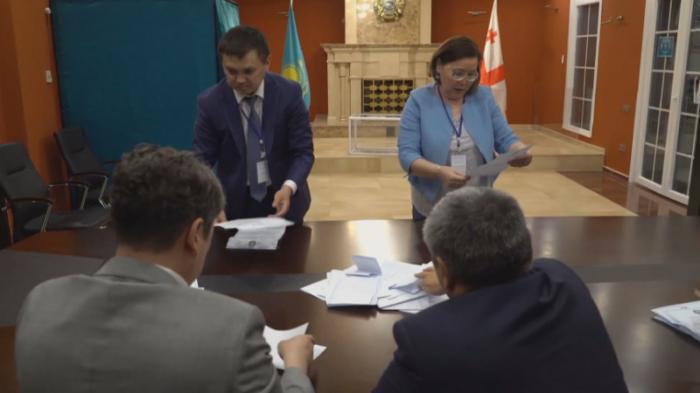 Явка казахстанцев на голосовании в Грузии составила 100 процентов
                06 июня 2022, 09:17