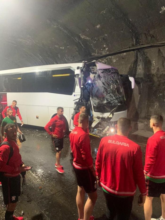 Автобус сборной Болгарии попал в ДТП перед матчем с Грузией, есть пострадавшие.