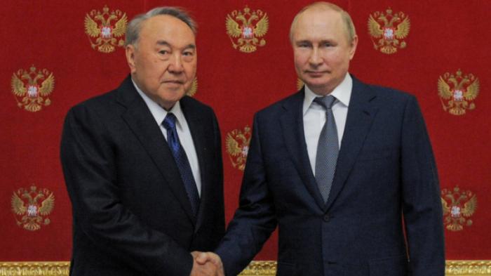 Назарбаев встретился с Путиным в Москве
                13 июня 2022, 11:28