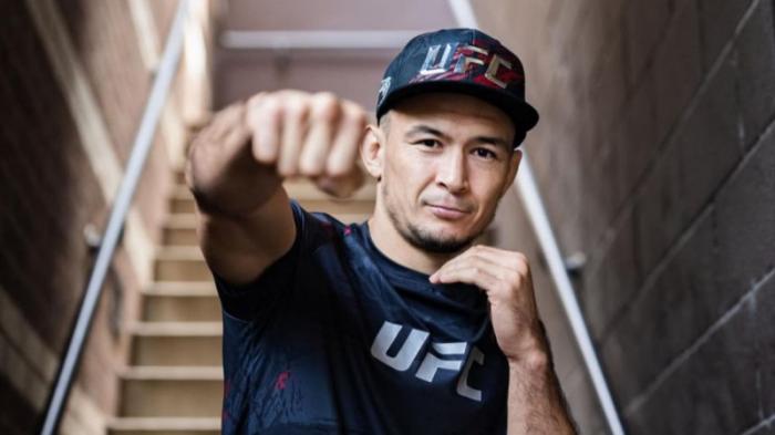 Еще один казах в топ-15 UFC? Видеоинтервью Дамира Исмагулова перед боем с другом Чимаева
                16 июня 2022, 14:51