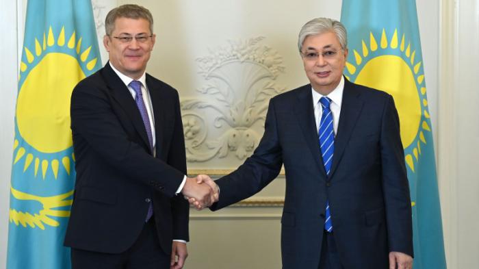 Президент Токаев провел встречу с главой Башкортостана
                17 июня 2022, 13:36