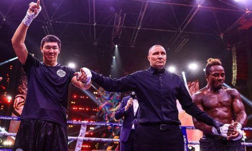Избиением и нокаутом в первом раунде завершился бой казахского боксера из Узбекистана в России. Видео