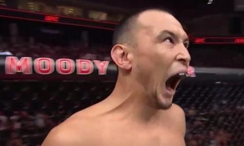 У казахского бойца UFC обнаружили проблемы со здоровьем