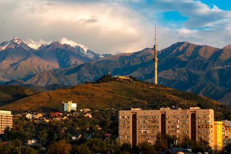 В Алматы официально запретили строить на склонах гор
