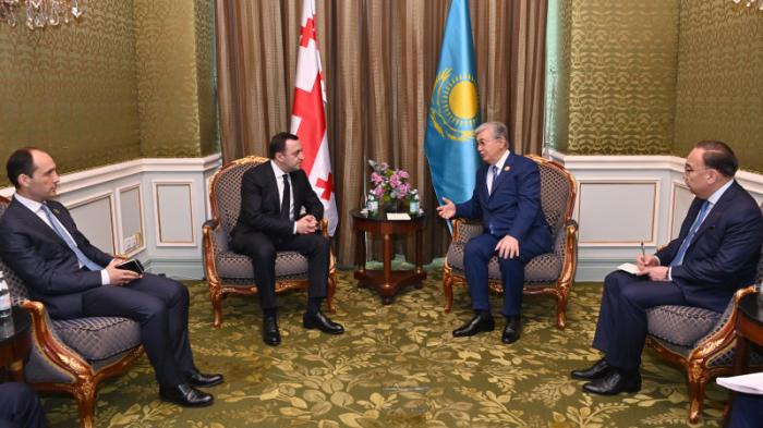 Президент Токаев встретился с премьер-министром Грузии
                21 июня 2022, 17:38