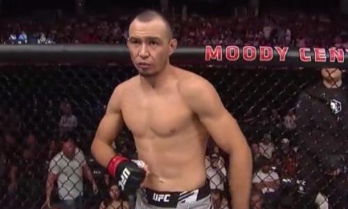 UFC «наказал» казахского бойца после пятой подряд победы
