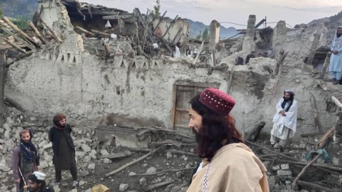 Мощное землетрясение унесло жизни сотен людей в Афганистане
                22 июня 2022, 13:05